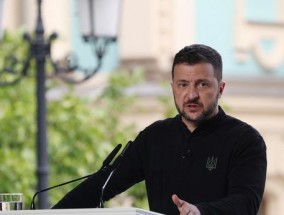 Volodymyr Zelensky在Oleksandr Usyk在机场被警方拘留后发表讲话